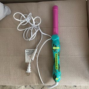 Beachwaver B1 Rotating Curling Iron- Like New